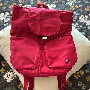 Like New- Lululemon drawstring mini backpack